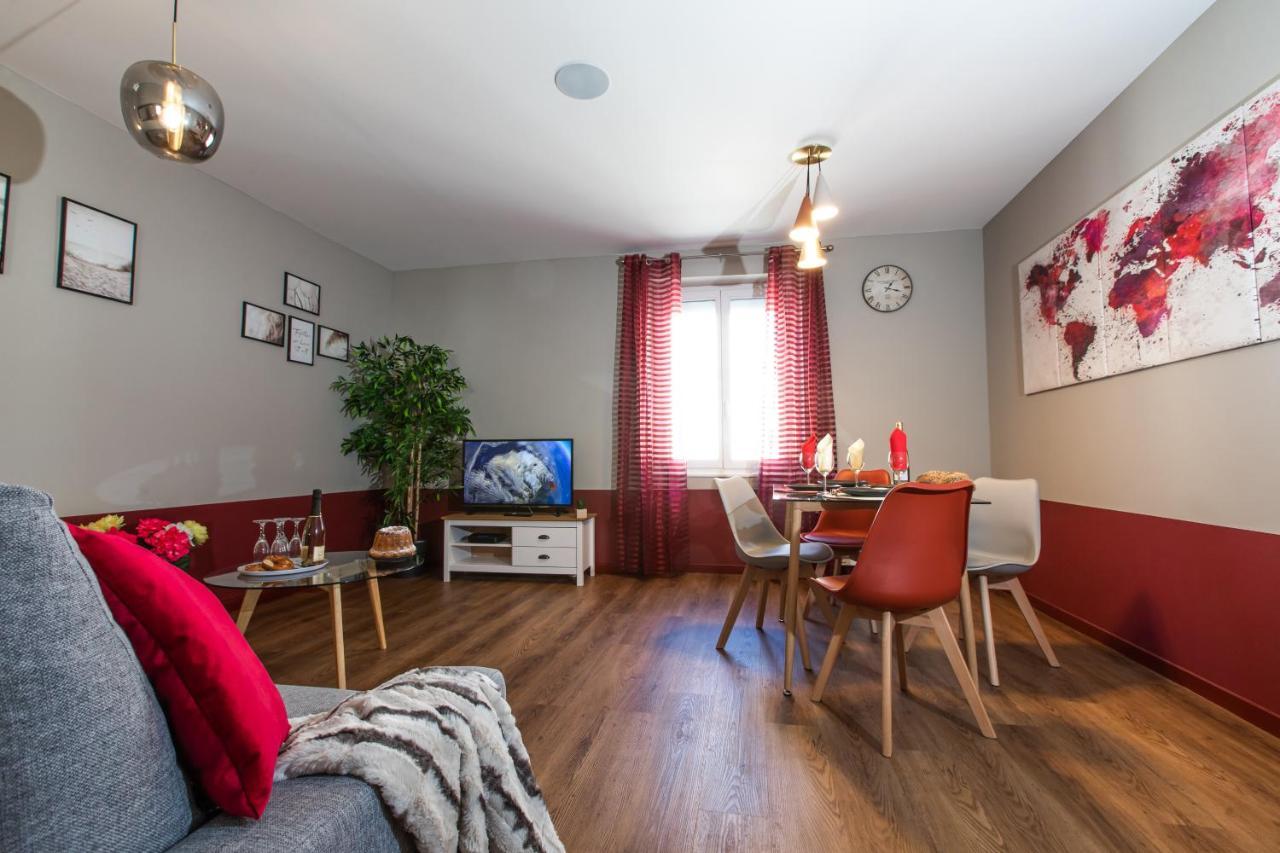 Le Red St Leon : Lit Queen Size * Wifi * Ideal Couple Colmar Dış mekan fotoğraf