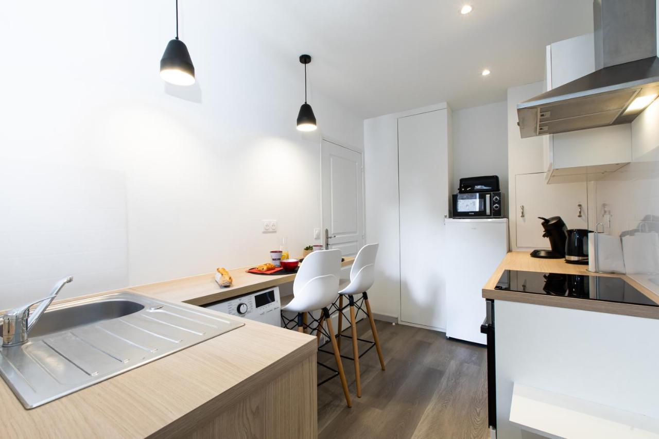 Le Red St Leon : Lit Queen Size * Wifi * Ideal Couple Colmar Dış mekan fotoğraf