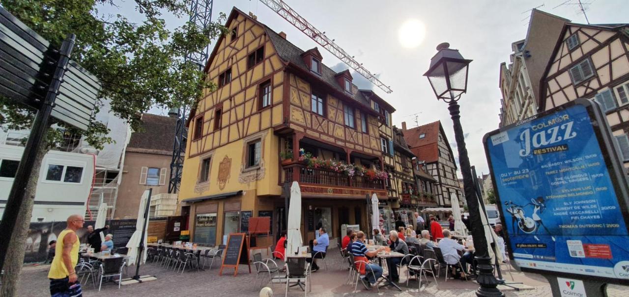 Le Red St Leon : Lit Queen Size * Wifi * Ideal Couple Colmar Dış mekan fotoğraf