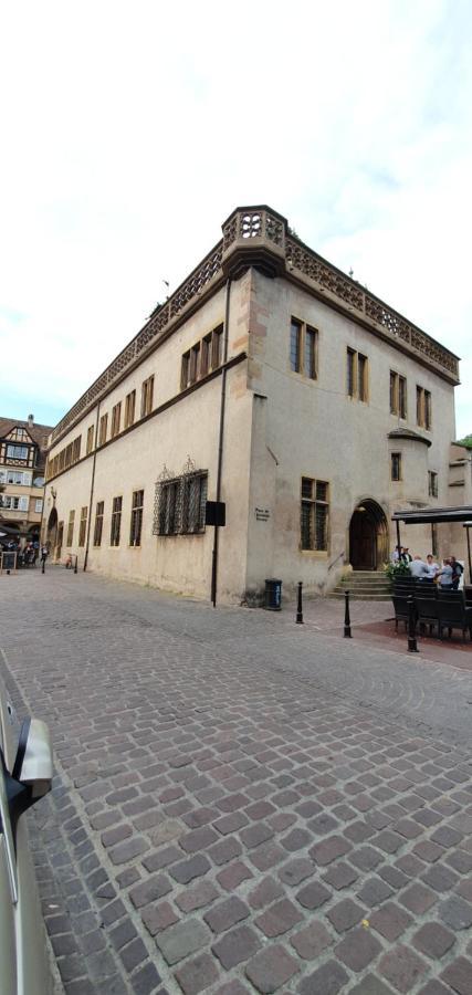 Le Red St Leon : Lit Queen Size * Wifi * Ideal Couple Colmar Dış mekan fotoğraf